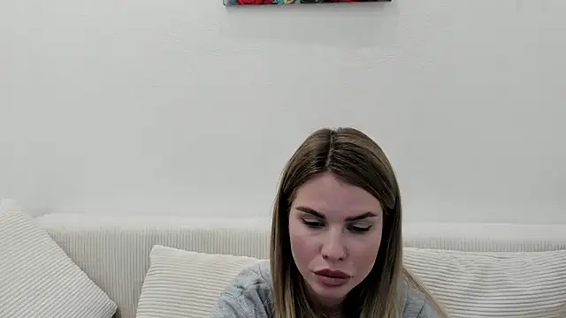 Snapshot of MollyCem chatting on 15, 3, 2026 MollyCem online show from 15, 3, 2026