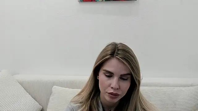 Snapshot of MollyCem chatting on 19, 3, 2026 MollyCem online show from 19, 3, 2026