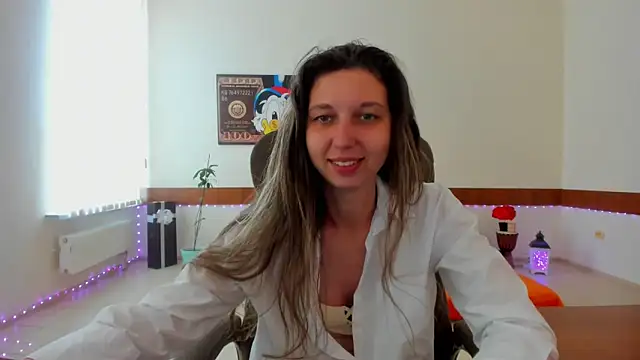 Snapshot of Ellina_Star chatting on 28, 5, 2026 Ellina Star online show from 28, 5, 2026