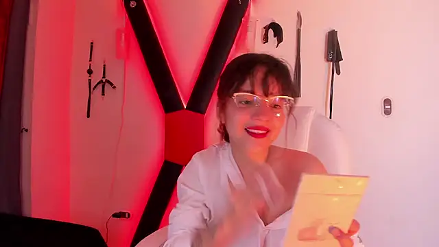 Snapshot of MelissaGirat_ chatting on 9, 3, 2026 MelissaGirat online show from 9, 3, 2026