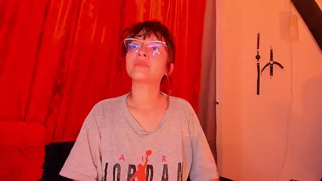 Snapshot of MelissaGirat_ chatting on 16, 3, 2026 MelissaGirat online show from 16, 3, 2026