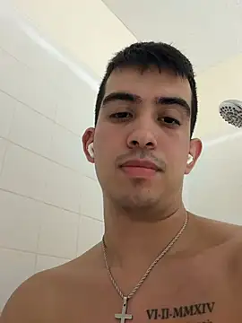 Snapshot of papichulo102099 chatting on 6, 3, 2026 papichulo102099 online show from 6, 3, 2026