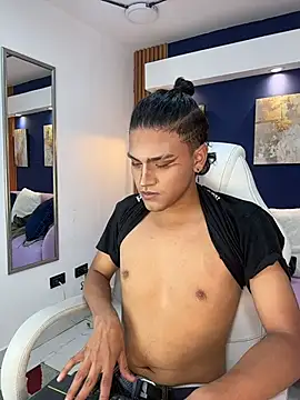 Snapshot of Ikaika_Kalani chatting on 19, 3, 2026 Ikaika Kalani online show from 19, 3, 2026