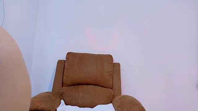 Snapshot of Mara_Browns chatting on 12, 3, 2026 Mara Browns online show from 12, 3, 2026