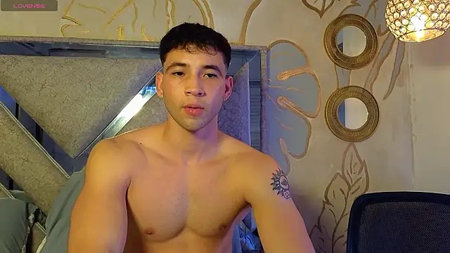 Snapshot of Tinocrow chatting on 21, 3, 2026 Tinocrow online show from 21, 3, 2026