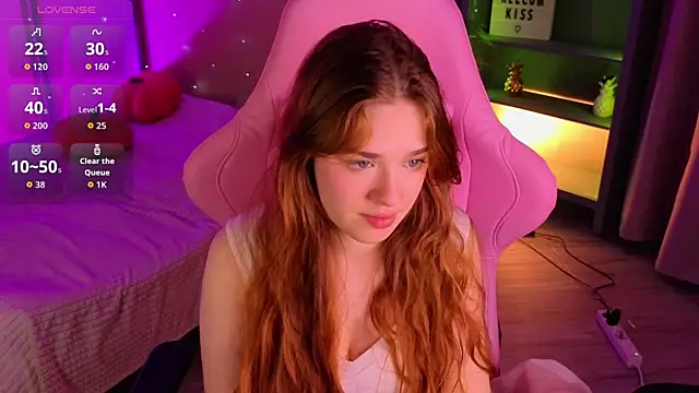 TiffanyVex online show from 28, 4, 2026