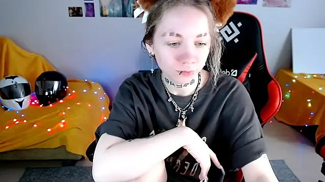 Nica Kawaii online show from 22, 5, 2026