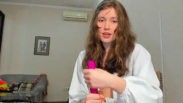 Snapshot of MaryannSofts chatting on 18, 3, 2026 MaryannSofts online show from 18, 3, 2026