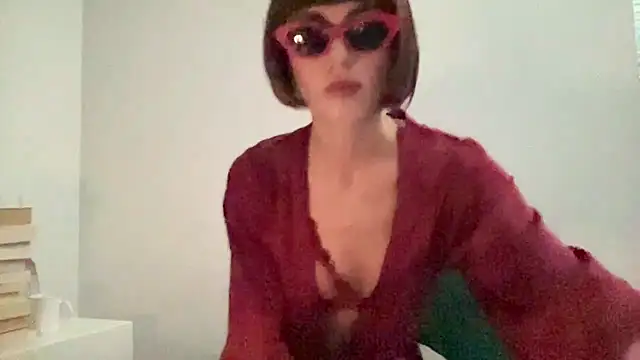 Snapshot of SlowVenomXX chatting on 13, 5, 2026 SlowVenomXX online show from 13, 5, 2026