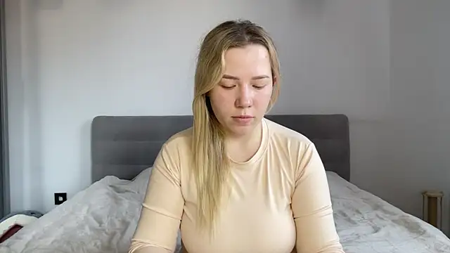 alyrasun online show from 25, 5, 2026