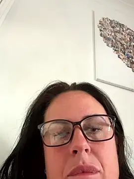 BunnyBallyX online show from 16, 5, 2026