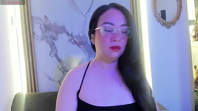 Lilith Owen  online show from 17, 3, 2026