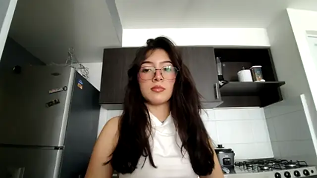 MiiaCullens online show from 7, 7, 2026