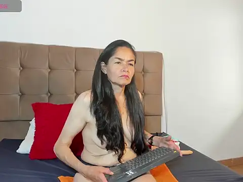 Liz Grettel online show from 26, 6, 2026