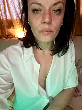 Snapshot of bellad0nna chatting on 10, 3, 2026 bellad0nna online show from 10, 3, 2026