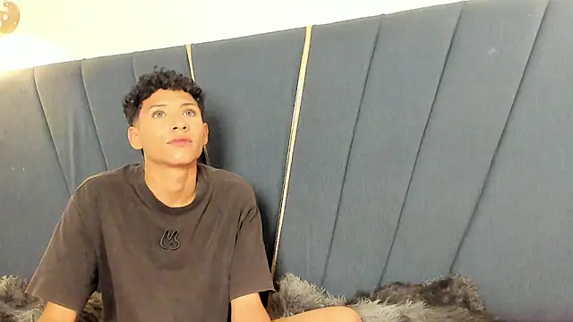 junior cum18 online show from 23, 3, 2026