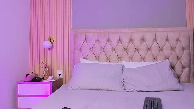 Katty cute19 online show from 31, 7, 2026