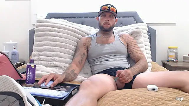 SecretsNextDoor online show from 8, 5, 2026