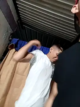 Snapshot of 3hornys-straights chatting on 6, 3, 2026 3hornys-straights online show from 6, 3, 2026