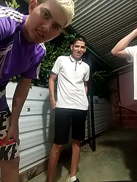 Snapshot of 3hornys-straights chatting on 7, 3, 2026 3hornys-straights online show from 7, 3, 2026