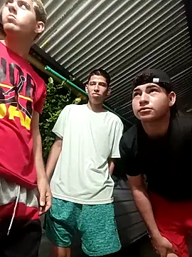 Snapshot of 3hornys-straights chatting on 9, 3, 2026 3hornys-straights online show from 9, 3, 2026