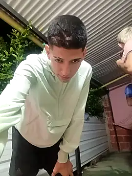 Snapshot of 3hornys-straights chatting on 10, 3, 2026 3hornys-straights online show from 10, 3, 2026