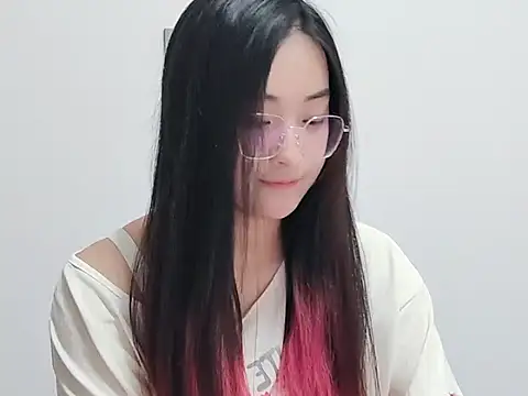 kitty-mm online show from 17, 3, 2026