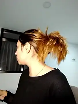 alicee teen online show from 21, 3, 2026