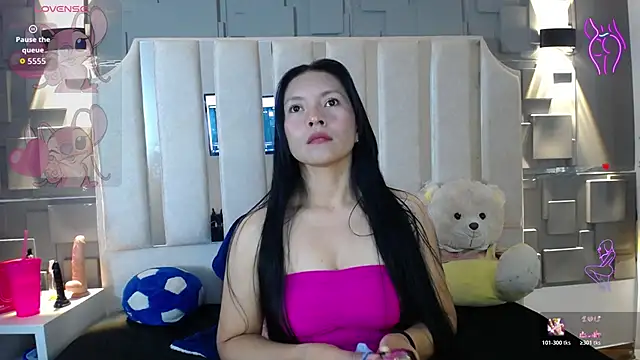 Chloe16  online show from 17, 4, 2026