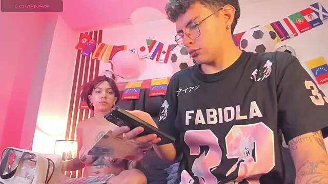 dalhia and hades online show from 27, 6, 2026