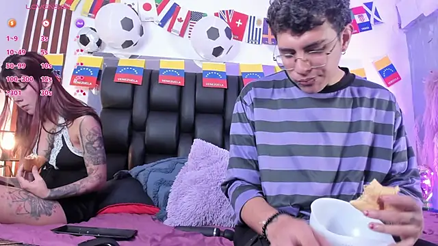 dalhia and hades online show from 8, 7, 2026