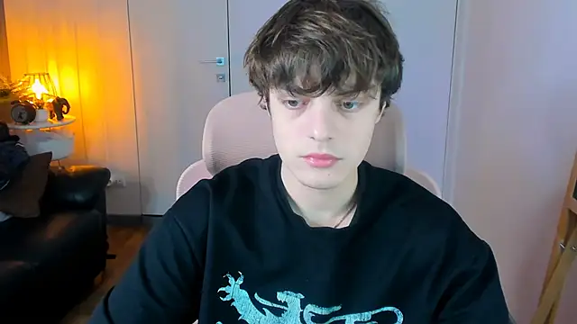 MaxVibee online show from 11, 3, 2026