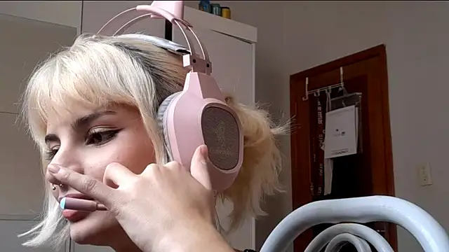 JustinCerqueira online show from 11, 3, 2026