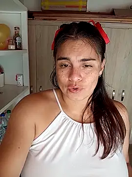 Snapshot of BettyBoo_w chatting on 18, 4, 2026 BettyBoo w online show from 18, 4, 2026