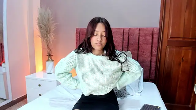 Snapshot of FreyaCameron chatting on 15, 3, 2026 FreyaCameron online show from 15, 3, 2026