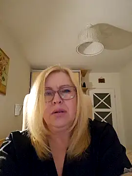 JanieLight53 online show from 13, 4, 2026