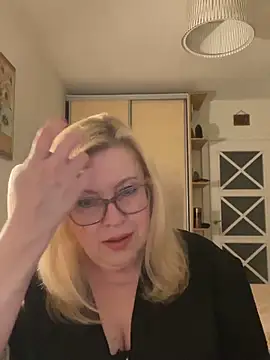 JanieLight53 online show from 18, 5, 2026