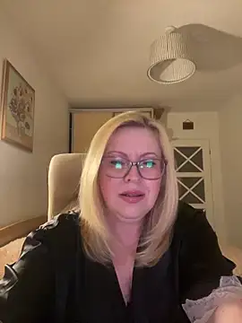 JanieLight53 online show from 19, 5, 2026