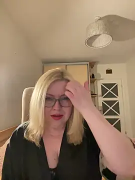 JanieLight53 online show from 11, 6, 2026