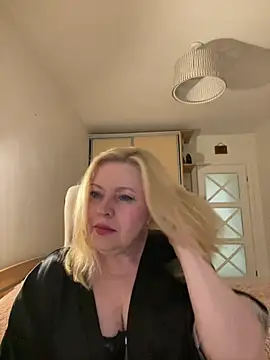 JanieLight53 online show from 14, 6, 2026