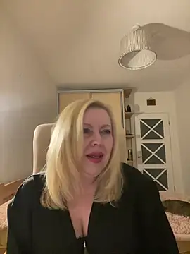 JanieLight53 online show from 15, 6, 2026