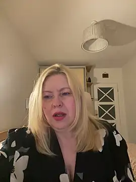 JanieLight53 online show from 18, 6, 2026