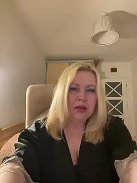 JanieLight53 online show from 19, 6, 2026