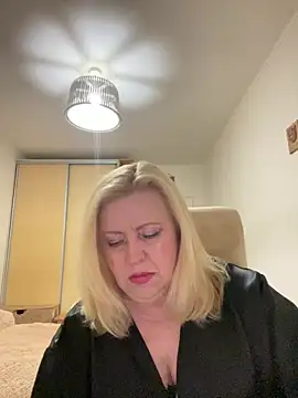 JanieLight53 online show from 8, 7, 2026