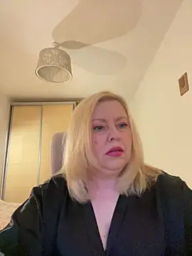 JanieLight53 online show from 22, 7, 2026