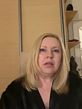 JanieLight53 online show from 28, 7, 2026