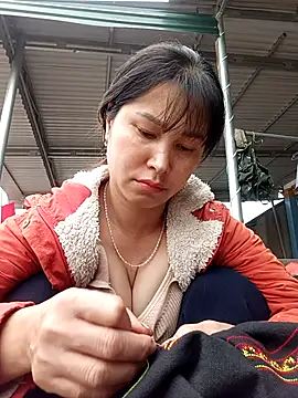 Snapshot of Ivey_S1 chatting on 12, 3, 2026 Ivey S1 online show from 12, 3, 2026