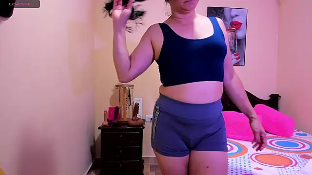sara florez12 online show from 19, 5, 2026