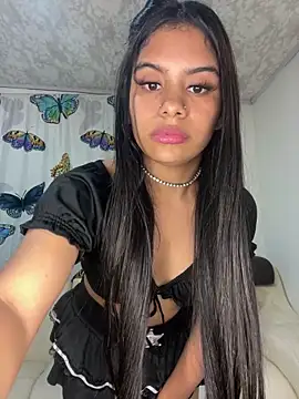 Snapshot of Jarilin-Mia chatting on 18, 3, 2026 Jarilin-Mia online show from 18, 3, 2026