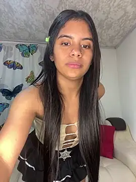 Snapshot of Jarilin-Mia chatting on 19, 3, 2026 Jarilin-Mia online show from 19, 3, 2026